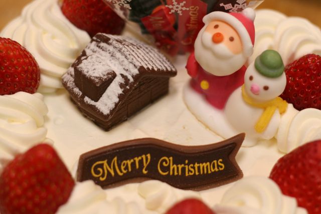 クリスマスケーキの冷凍保存と解凍の方法 手作りはいつまで日持ちする 食品の保存方法と賞味期限